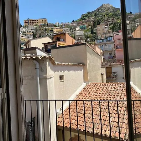 דירה Casa Eoliana טאורמינה